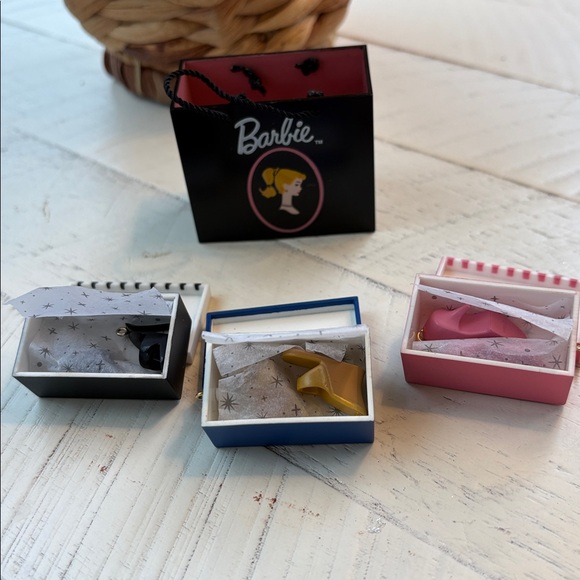 Barbie Hallmark Barbie Ornaments - Picture 6 of 6